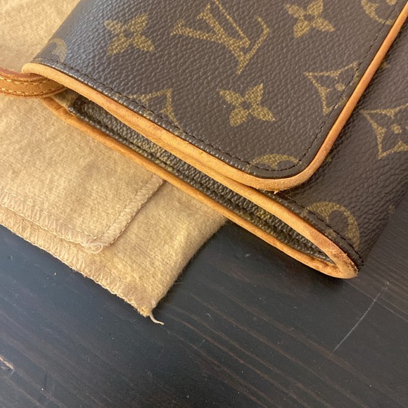 Louis Vuitton pochette twin gm monogram bag - Picture 4 of 12